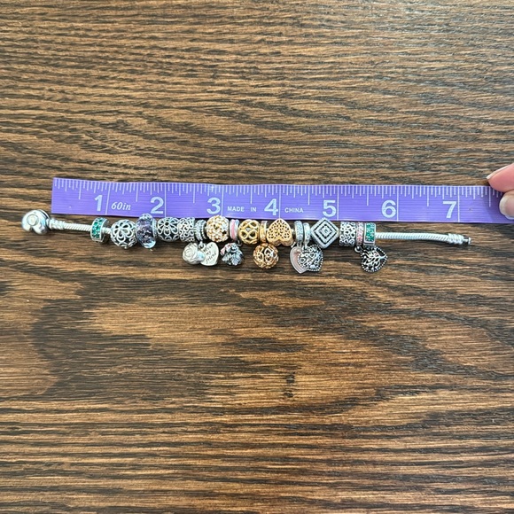 Pandora Moments Heart Clasp Snake Chain Bracelet with charms - Picture 13 of 15